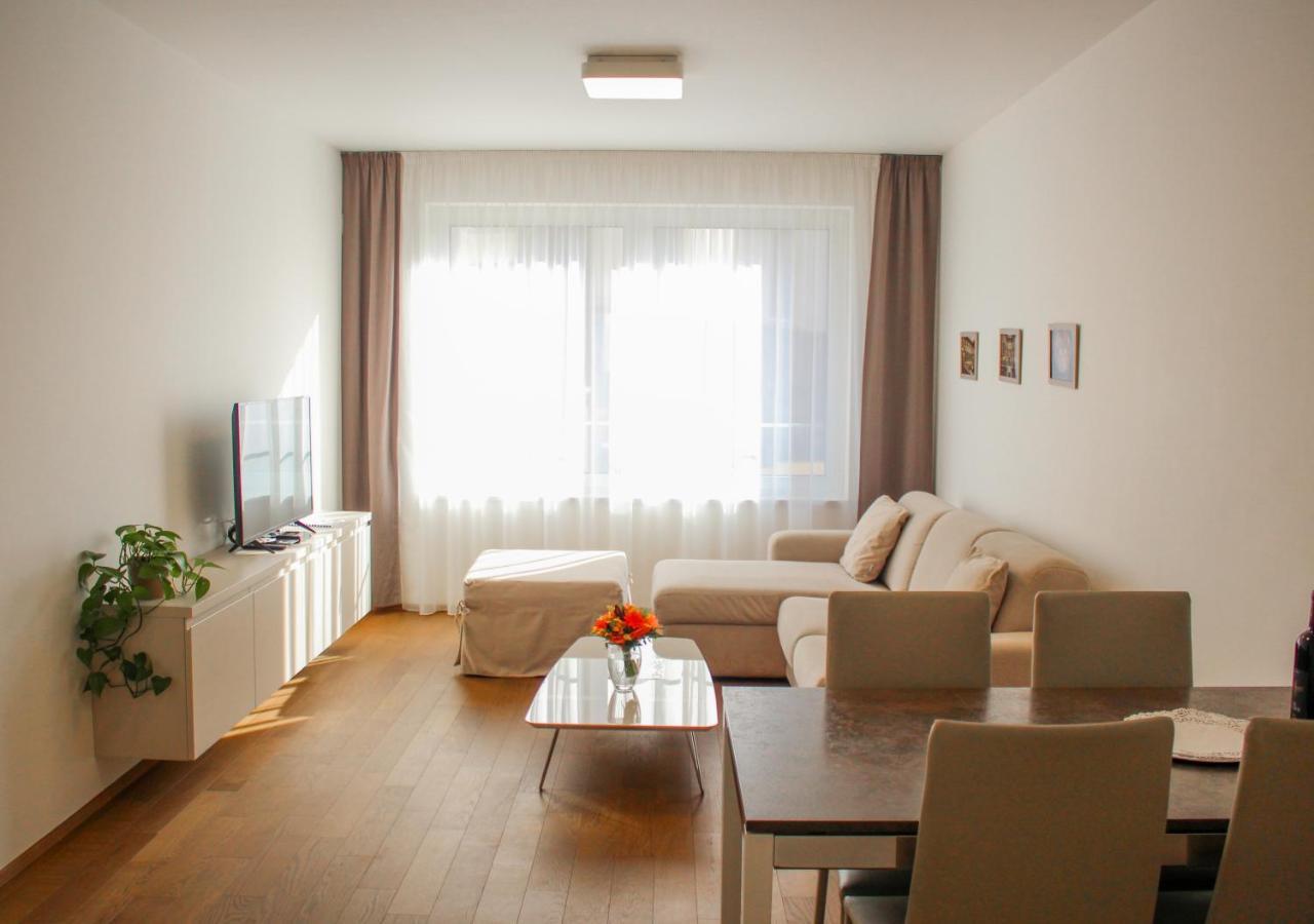Rezidence Muzeum Apartamento Praga Exterior foto